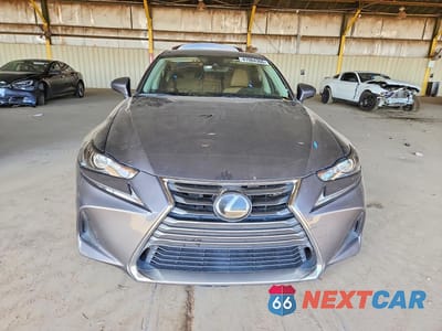 Piąte zdjęcie samochodu w środku: 2020 LEXUS IS 300 BASE VIN:JTHAA1D22L5106586 - miniatura