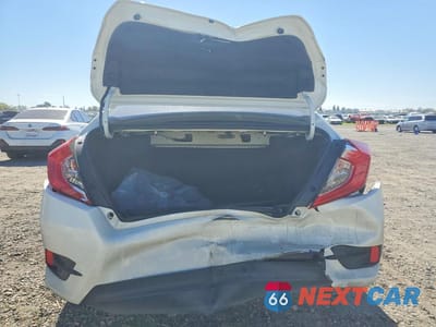 Zdjęcie 6 z 12 samochodu: 2018 HONDA CIVIC EX VIN:2HGFC2F79JH514753 - miniatura