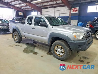 Czwarte zdjęcie samochodu z boku: 2014 TOYOTA TACOMA BASE VIN:5TFUX4EN2EX028180 - miniatura
