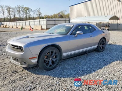 2017 DODGE CHALLENGER SXT 2C3CDZAGXHH592360 - główne zdjęcie licytacji z USA - miniatura