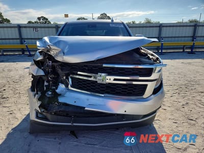 Piąte zdjęcie samochodu w środku: 2018 CHEVROLET TAHOE C1500 LT VIN:1GNSCBKC4JR289049 - miniatura