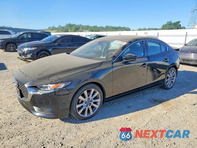 2021 MAZDA 3 SELECT JM1BPABL1M1337603 - główne zdjęcie licytacji z USA - miniatura