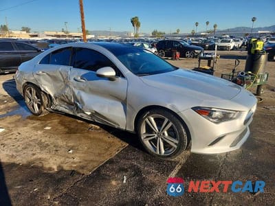 Czwarte zdjęcie samochodu z boku: 2021 MERCEDES-BENZ CLA 250 VIN:W1K5J4GB6MN191875 - miniatura