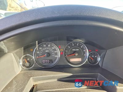 Zdjęcie 9 z 12 samochodu: 2008 JEEP COMMANDER SPORT VIN:1J8HG48K28C189152 - miniatura