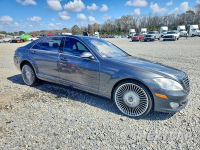 Czwarte zdjęcie samochodu z boku: 2007 MERCEDES-BENZ S 550 VIN:WDDNG71X57A144210 - miniatura