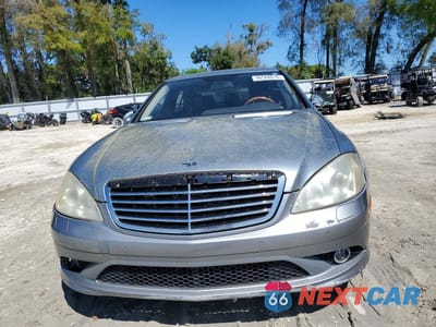 Piąte zdjęcie samochodu w środku: 2008 MERCEDES-BENZ S 550 VIN:WDDNG71X48A184389 - miniatura