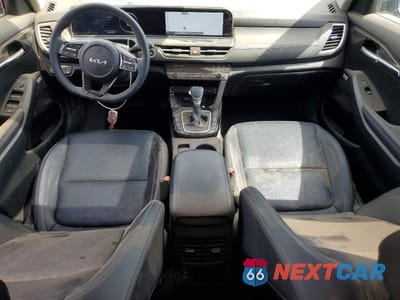 Zdjęcie 8 z 13 samochodu: 2024 KIA SELTOS SX VIN:KNDETCA72R7643223 - miniatura