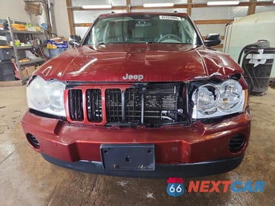 Piąte zdjęcie samochodu w środku: 2007 JEEP GRAND CHEROKEE LAREDO VIN:1J8GR48K57C557859 - miniatura