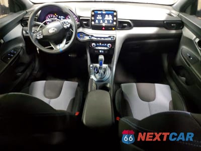 Zdjęcie 8 z 12 samochodu: 2019 HYUNDAI VELOSTER 2.0L VIN:KMHTG6AF0KU017368 - miniatura
