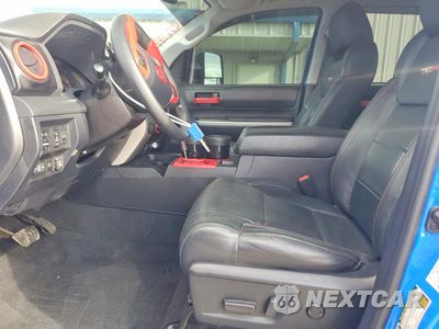 Zdjęcie 7 z 13 samochodu: 2019 TOYOTA TUNDRA TRD PRO VIN:5TFDY5F17KX824966 - miniatura