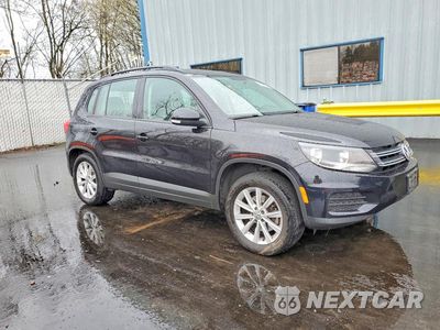 Czwarte zdjęcie samochodu z boku: 2018 VOLKSWAGEN TIGUAN LIMITED VIN:WVGBV7AX4JK002060 - miniatura