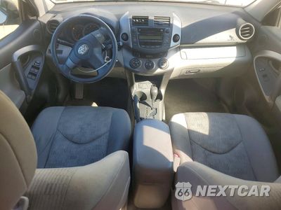 Zdjęcie 8 z 14 samochodu: 2011 TOYOTA RAV4 VIN:JTMBF4DVXB5037678 - miniatura