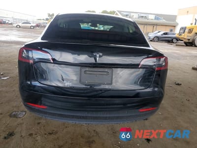 Zdjęcie 6 z 11 samochodu: 2023 TESLA MODEL 3 VIN:5YJ3E1EA7PF457406 - miniatura