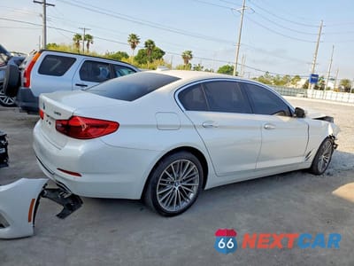 Trzecie zdjęcie samochodu z tyłu: 2017 BMW 540 XI VIN:WBAJE7C36HG889276 - miniatura