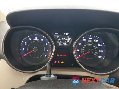 Zdjęcie 9 z 12 samochodu: 2014 HYUNDAI ELANTRA LIMITED VIN:5NPDH4AE1EH505325 - miniatura