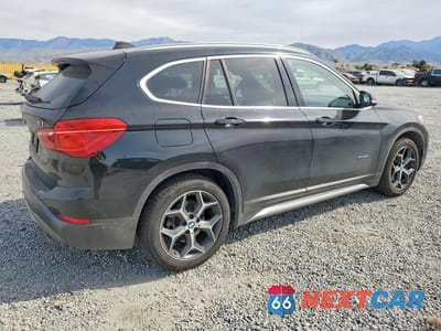 Trzecie zdjęcie samochodu z tyłu: 2018 BMW X1 XDRIVE28I VIN:WBXHT3C3XJ5L24548 - miniatura