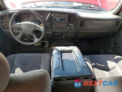 Zdjęcie 8 z 13 samochodu: 2005 CHEVROLET SILVERADO K2500 HEAVY DUTY VIN:1GCHK29205E291056 - miniatura