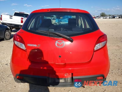 Zdjęcie 6 z 12 samochodu: 2013 MAZDA MAZDA2 VIN:JM1DE1KY5D0170825 - miniatura