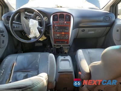 Zdjęcie 8 z 13 samochodu: 2005 CHRYSLER TOWN & COUNTRY LIMITED VIN:2C4GP64L75R173352 - miniatura