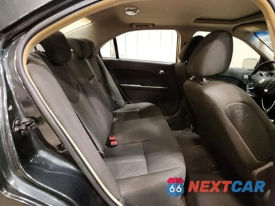 Zdjęcie 10 z 12 samochodu: 2010 MERCURY MILAN VIN:3MEHM0HA6AR637480 - miniatura