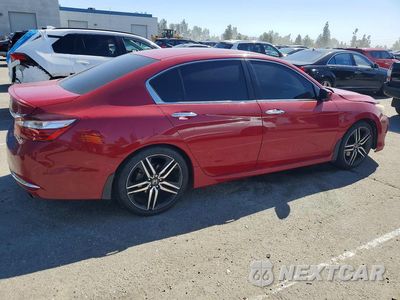 Trzecie zdjęcie samochodu z tyłu: 2017 HONDA ACCORD SPORT VIN:1HGCR2F57HA122105 - miniatura