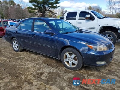 Czwarte zdjęcie samochodu z boku: 2002 TOYOTA CAMRY SE V6 VIN:JTDBF30K620063729 - miniatura
