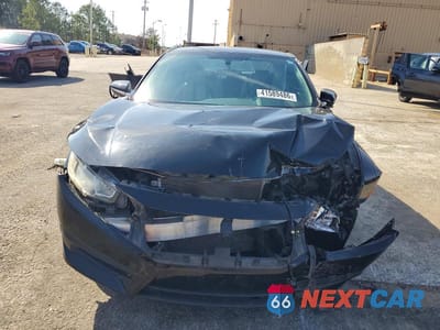 Piąte zdjęcie samochodu w środku: 2017 HONDA CIVIC LX VIN:2HGFC4B5XHH308853 - miniatura