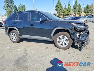 Czwarte zdjęcie samochodu z boku: 2020 TOYOTA RAV4 LE VIN:2T3H1RFV4LC047105 - miniatura