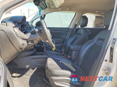 Zdjęcie 7 z 13 samochodu: 2018 FIAT 500X TREKKING VIN:ZFBCFXCB9JP695978 - miniatura