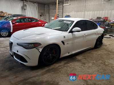 2017 ALFA ROMEO GIULIA QUADRIFOGLIO ZARFAEAV8H7556712 - główne zdjęcie licytacji z USA - miniatura