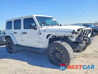 Czwarte zdjęcie samochodu z boku: 2021 JEEP WRANGLER UNLIMITED SAHARA 4XE VIN:1C4JJXP67MW724226 - miniatura