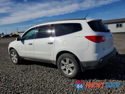 Drugie zdjęcie samochodu z przodu: 2010 CHEVROLET TRAVERSE LT VIN:1GNLVGEDXAS122817 - miniatura