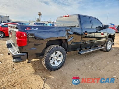 Trzecie zdjęcie samochodu z tyłu: 2019 CHEVROLET SILVERADO LD K1500 LT VIN:2GCVKPEC5K1191630 - miniatura