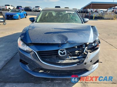 Piąte zdjęcie samochodu w środku: 2016 MAZDA 6 SPORT VIN:JM1GJ1U58G1421914 - miniatura
