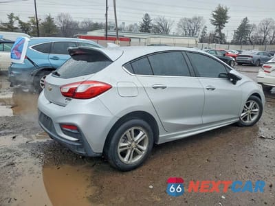Trzecie zdjęcie samochodu z tyłu: 2017 CHEVROLET CRUZE LT VIN:3G1BE6SM8HS512714 - miniatura