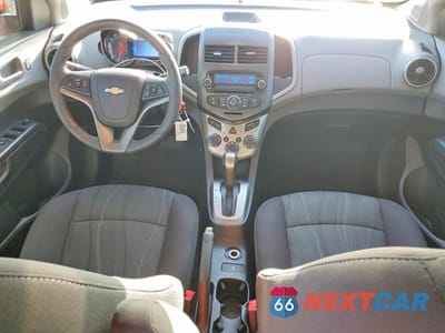 Zdjęcie 8 z 11 samochodu: 2014 CHEVROLET SONIC LT VIN:1G1JC6SB0E4235035 - miniatura