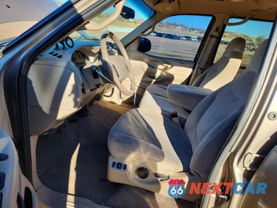 Zdjęcie 7 z 13 samochodu: 2002 FORD EXPEDITION XLT VIN:1FMPU16L62LA96188 - miniatura