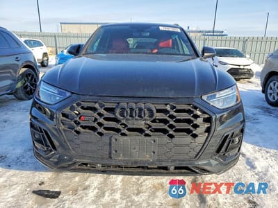 Piąte zdjęcie samochodu w środku: 2024 AUDI SQ5 PREMIUM VIN:WA1A4AFY2R2138288 - miniatura