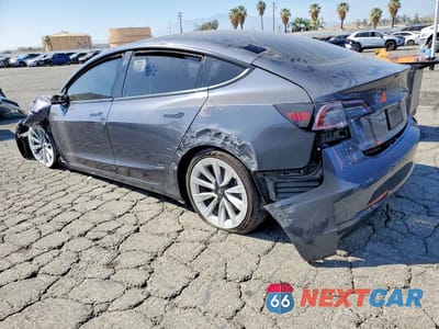 Drugie zdjęcie samochodu z przodu: 2022 TESLA MODEL 3 VIN:5YJ3E1EA1NF371487 - miniatura