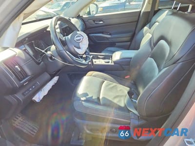 Zdjęcie 7 z 13 samochodu: 2024 NISSAN PATHFINDER SL VIN:5N1DR3CCXRC215746 - miniatura