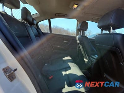 Zdjęcie 10 z 11 samochodu: 2010 BMW 328 XI SULEV VIN:WBAPK5C5XAA648662 - miniatura