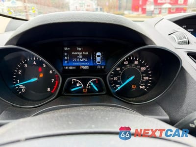 Zdjęcie 8 z 10 samochodu: 2018 FORD ESCAPE SE VIN:1FMCU9GD0JUC62931 - miniatura