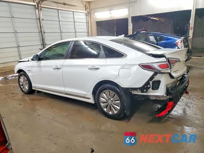 Drugie zdjęcie samochodu z przodu: 2017 HYUNDAI SONATA HYBRID SE VIN:KMHE24L18HA058080 - miniatura