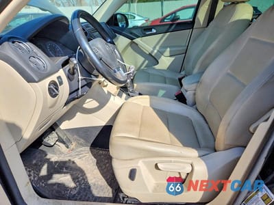 Zdjęcie 7 z 12 samochodu: 2013 VOLKSWAGEN TIGUAN S VIN:WVGBV3AX4DW565406 - miniatura