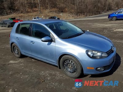 Czwarte zdjęcie samochodu z boku: 2012 VOLKSWAGEN GOLF VIN:WVWDM7AJ3CW079025 - miniatura