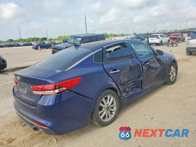 Trzecie zdjęcie samochodu z tyłu: 2016 KIA OPTIMA VIN:5XXGT4L31GG036467 - miniatura