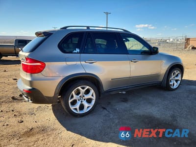 Trzecie zdjęcie samochodu z tyłu: 2008 BMW X5 4.8I VIN:5UXFE83538L166622 - miniatura
