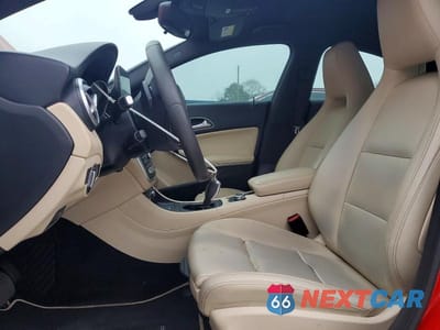 Zdjęcie 7 z 12 samochodu: 2017 MERCEDES-BENZ CLA 250 VIN:WDDSJ4EB3HN412957 - miniatura