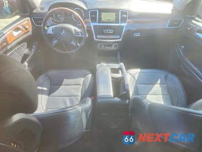 Zdjęcie 8 z 13 samochodu: 2015 MERCEDES-BENZ GL 550 4MATIC VIN:4JGDF7DE5FA444357 - miniatura