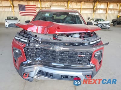 Piąte zdjęcie samochodu w środku: 2025 CHEVROLET TRAVERSE Z71 VIN:1GNEVJRS6SJ305122 - miniatura